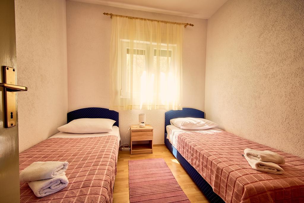 Kuca Gaspar Дубрава Экстерьер фото